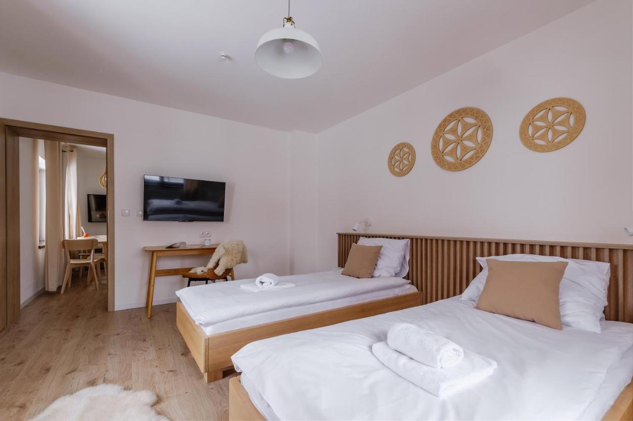 Apartamenty W Gorach Apart&Spa ザコパネ エクステリア 写真